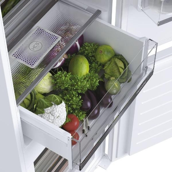 Встраиваемый холодильник Haier HBW5519ERU